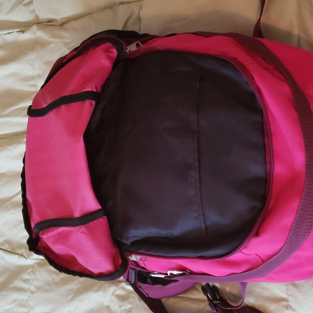 🎄Adidas backpack 🎒 - Picture 6 of 7